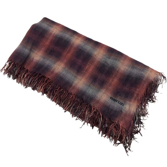 Chan Luu Scarf Womens One Size Dark Sapphire Ombre Plaid Fringed Silk Cashmere - Picture 6 of 11